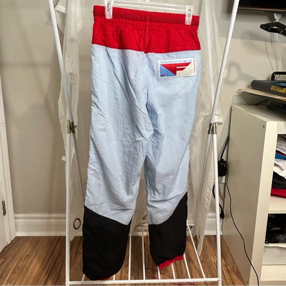 Nike Wind Breaker Pants - Picture 2 of 3